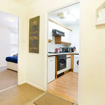 Central Comfortable Bristol